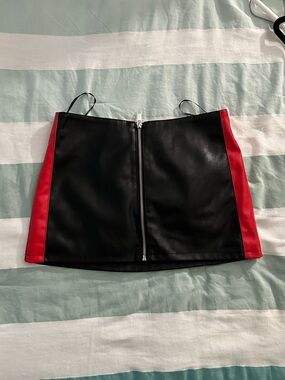 Forever 21 Black Mini Skirt with Red Side Panels and Front Zip